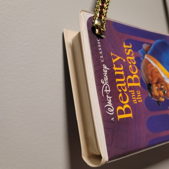 🚫SOLD Disney Beauty and the Beaat 90's VHS Upcycled Shoulder Handbag - Picture 5 of 8